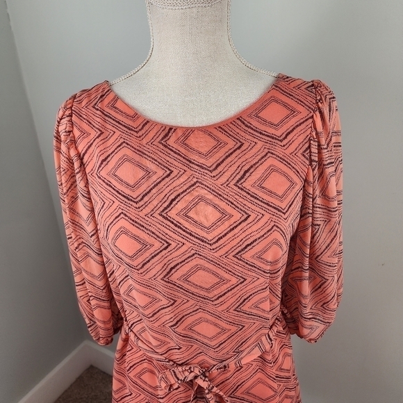 TRAC WOMEN'S BELTED WAIST COLD SHOULDER LINED DRESS SIZE SMALL - Picture 2 of 11